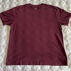 Gap T-shirt. NWOT. XL.